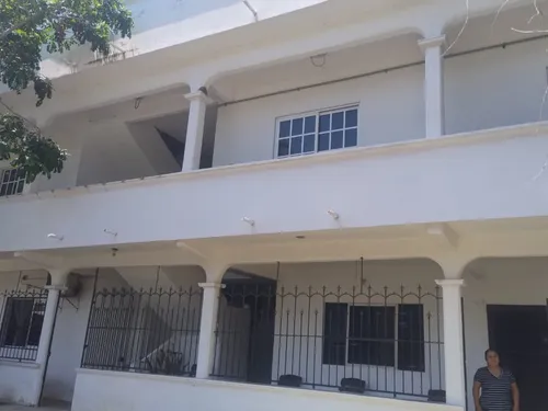 Fachada del edificio de los departamentos Raysemar en Tecolutla, Veracruz