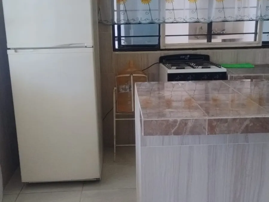 Cocina equipada de uno de los departamentos Raysemar en Tecolutla