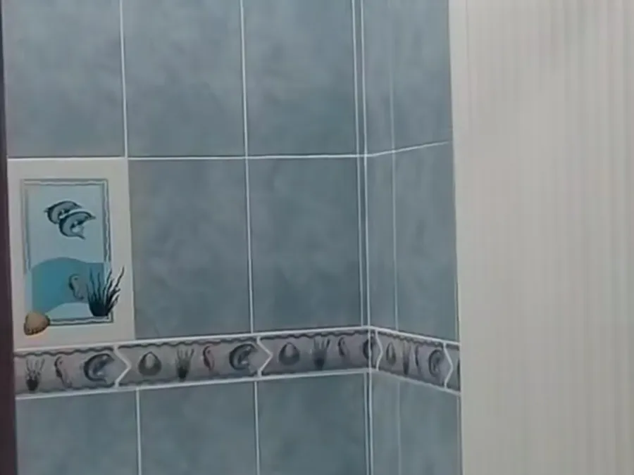 Baño de Habitación Piedras Altas con lavabo y puerta corrediza