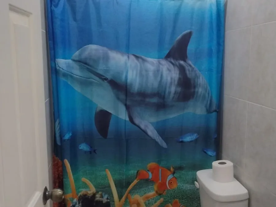 Baño de uno de los departamentos Raysemar en Tecolutla