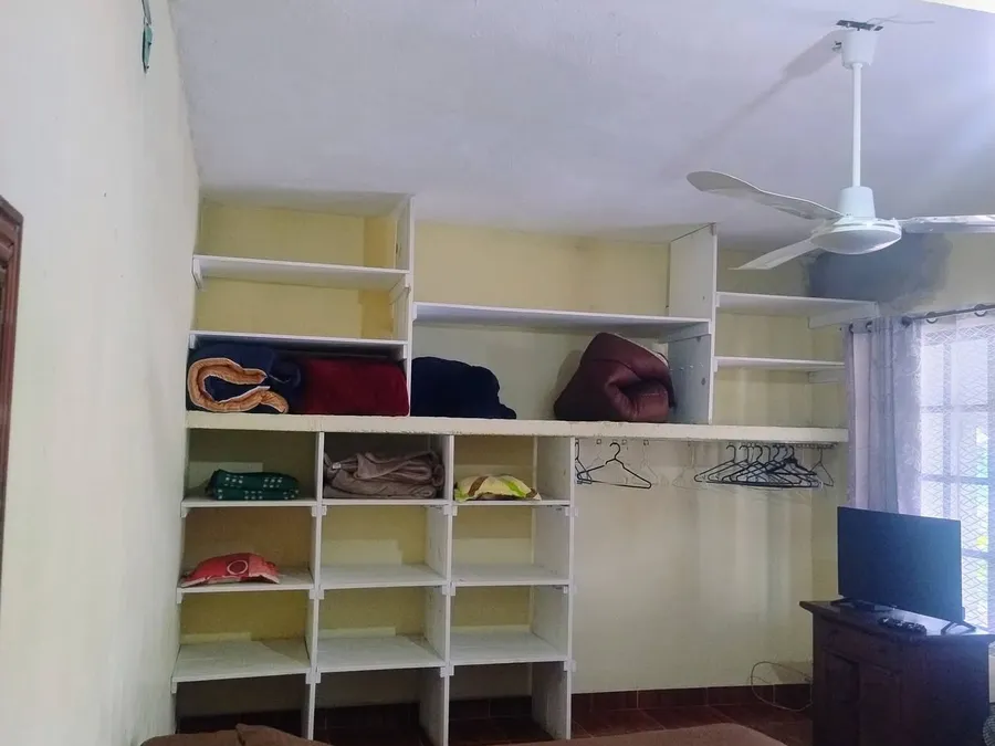 Recámara de Casa General con clóset integrado